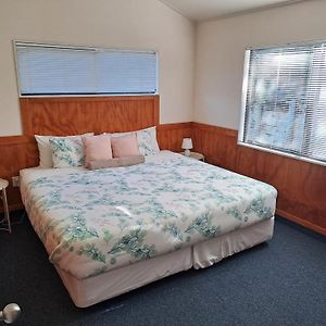 Whatuwhiwhi Top 10 Holiday Park